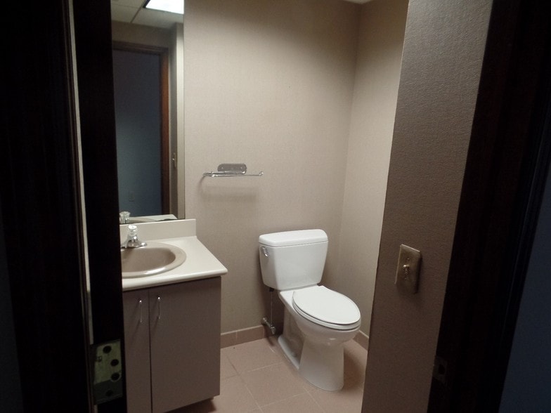 More Photos Of 365 Broad St, Red Bank Medical For Sale