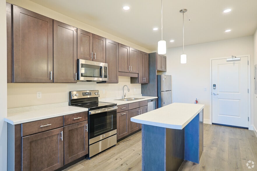 More Photos Of 61 N Dorset St, South Burlington Multifamily For Sale