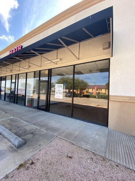 More Photos Of 109 S Hasler Blvd, Bastrop Freestanding For Lease