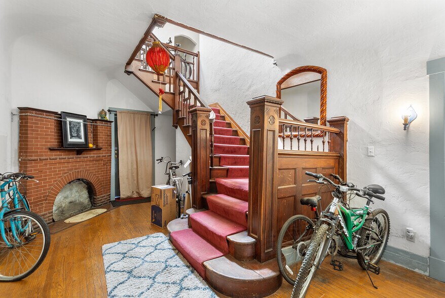 More Photos Of 1036 60th St, Emeryville Apartments For Sale