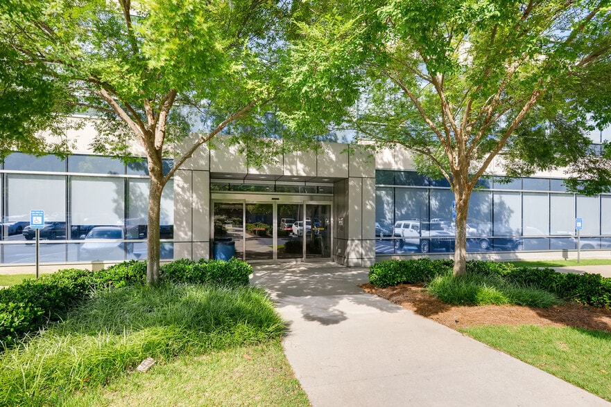 More Photos Of 3400 Old Milton Pky, Alpharetta Unknown For Lease