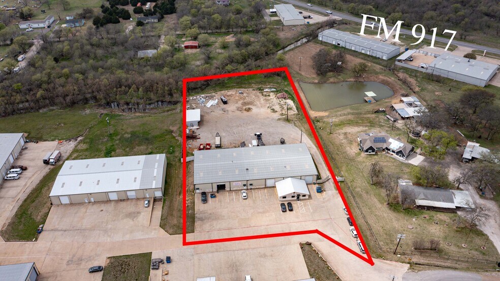 More Photos Of 350 English Trl, Venus Warehouse For Lease