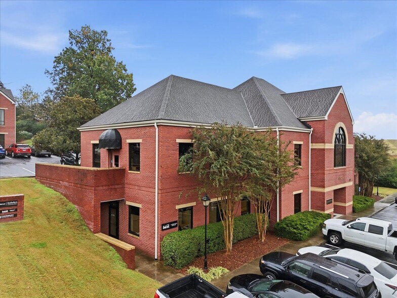 More Photos Of 8862 Cedar Springs Ln, Knoxville Office For Lease