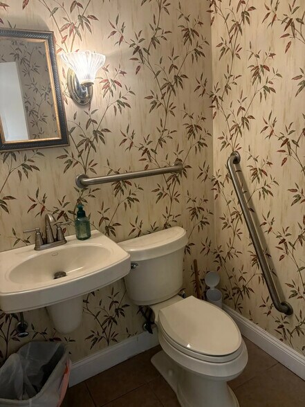 More Photos Of 12658-12660 Lake Ridge Dr, Woodbridge Medical For Sale