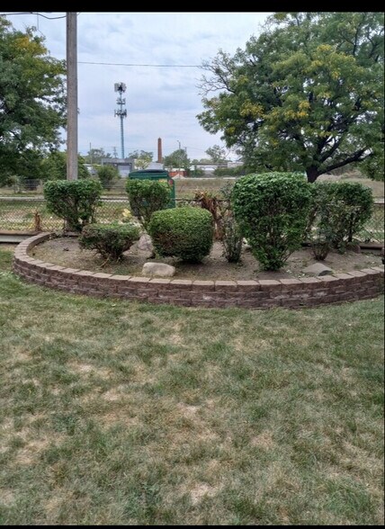 More Photos Of 3482-3500 Ewald Cir, Detroit Apartments For Sale