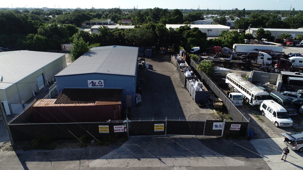 More Photos Of 181 James St, Venice Warehouse For Sale