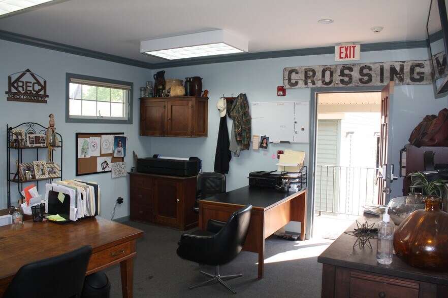 More Photos Of 80 E Main St, Port Jervis Flex For Sale