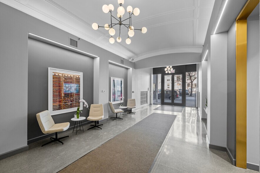 More Photos Of 325 W Huron St, Chicago Loft Creative Space For Lease