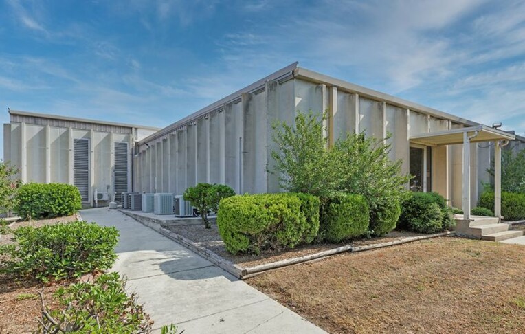 More Photos Of 610 Pop Gunn Dr, San Antonio Distribution For Lease