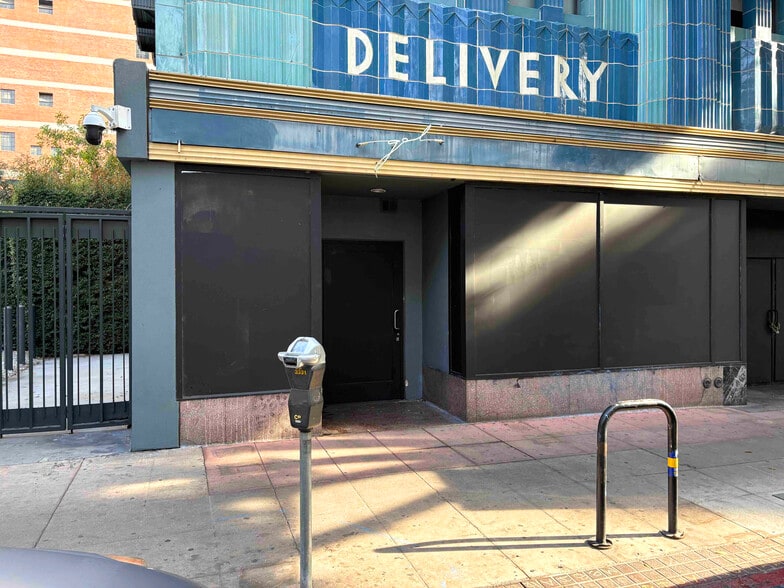 More Photos Of 215 W 9th St, Los Angeles Apartments For Lease