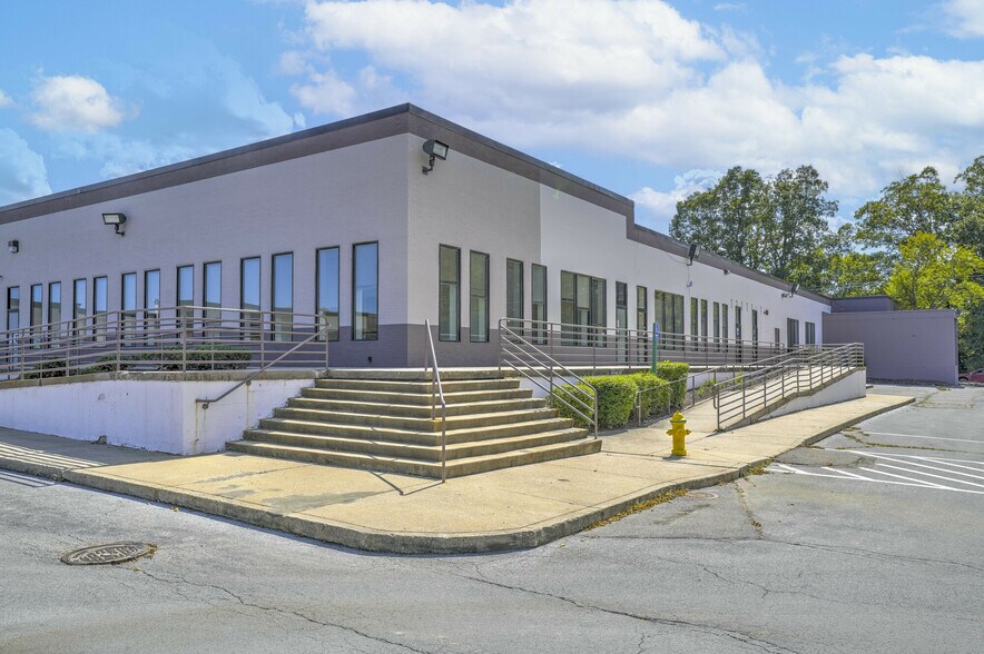 More Photos Of 21882 F D R Blvd, Lexington Park Movie Theatre For Lease