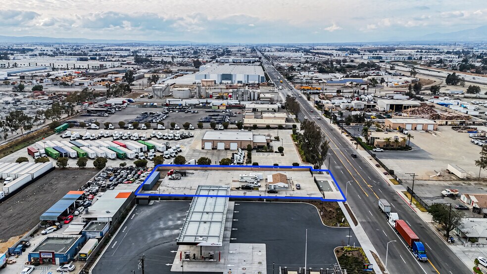 More Photos Of 15059 Slover Ave, Fontana Office For Lease