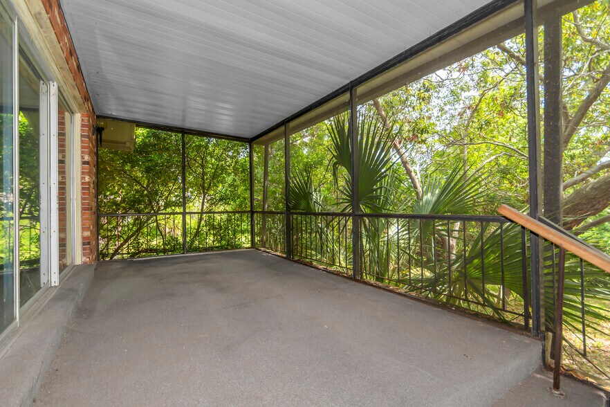 More Photos Of 625 E Melbourne Ave, Melbourne Land For Sale