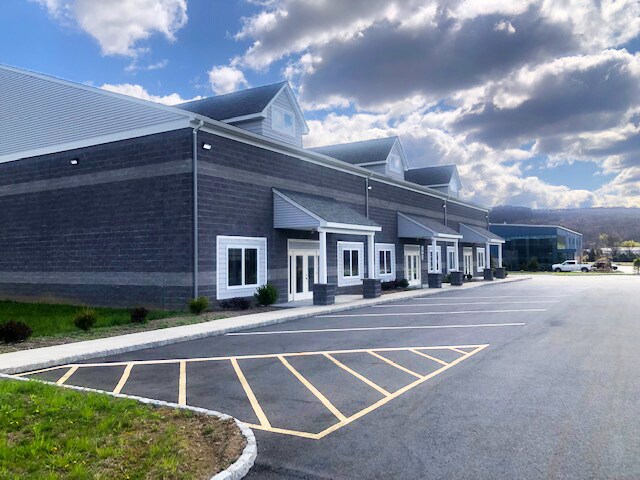 More Photos Of 7 Aaron Way, Sparta Manufacturing For Sale