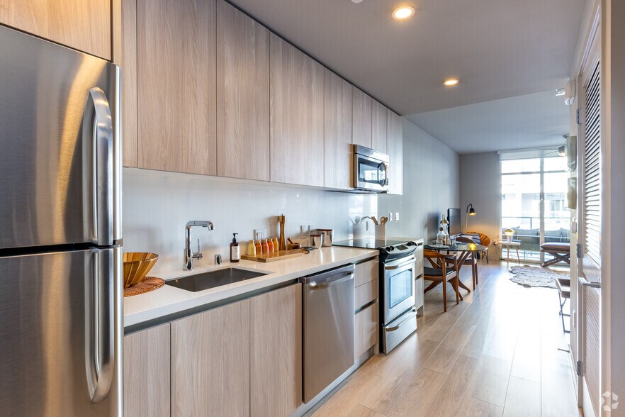 More Photos Of 750 S Grand Ave, Los Angeles Apartments For Lease