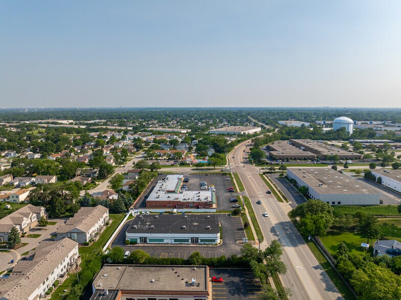 More Photos Of 2005 Bloomingdale Rd, Glendale Heights Office For Sale