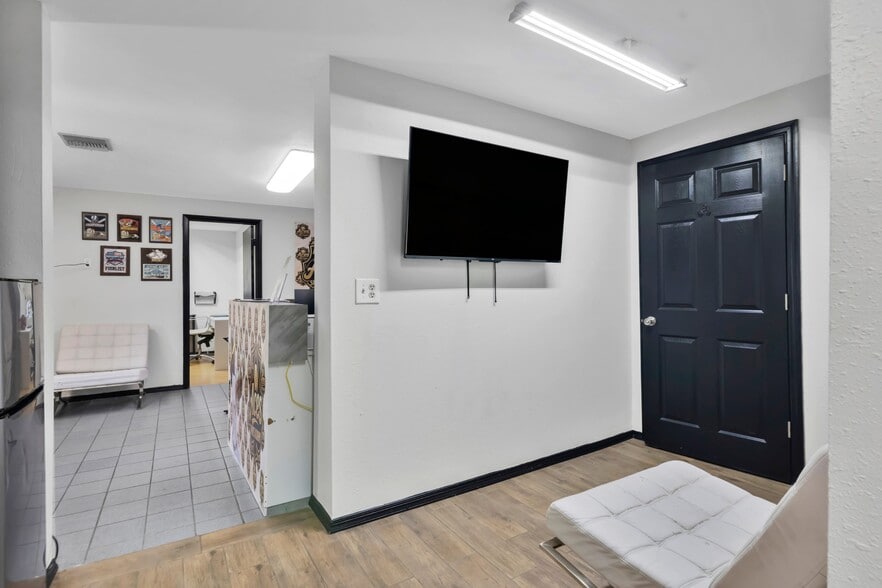 More Photos Of 5515 S Orange Ave, Orlando Warehouse For Sale