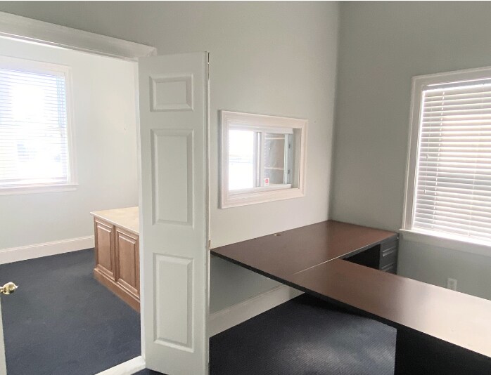 More Photos Of 645 Gulf Shores Pky, Gulf Shores Office For Sale