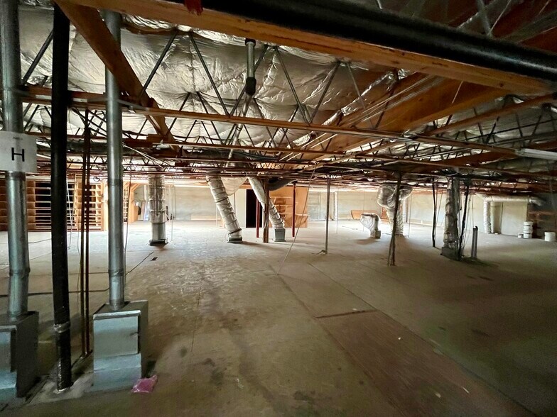 More Photos Of 3100 El Camino Real, Atascadero Industrial For Lease