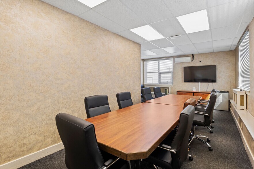 More Photos Of 9 Grimes St, Buffalo Industrial For Sale