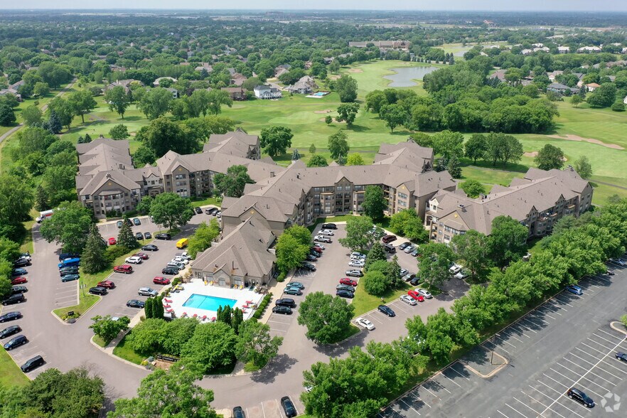 More Photos Of 8617 Edinbrook Xing, Brooklyn Park Apartments For Sale