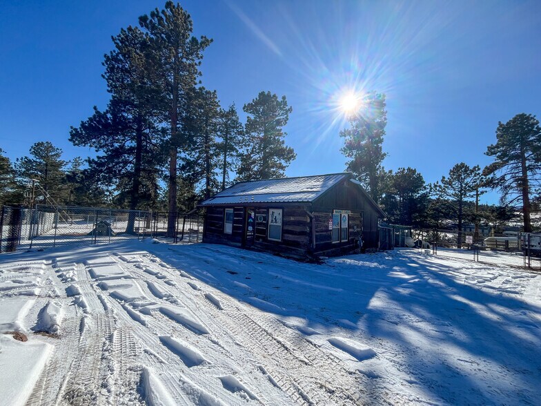 More Photos Of 67318 US Highway 285, Pine Flex For Lease