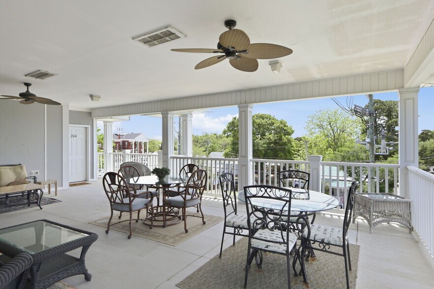 More Photos Of 313 Cedar St, Beaufort Apartments For Sale