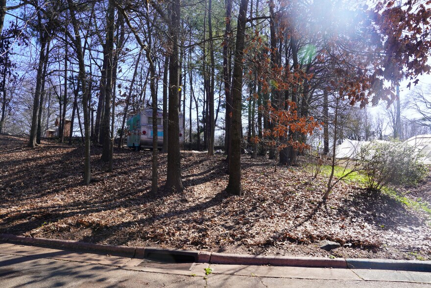 More Photos Of 2200 Reynolds Dr SW, Atlanta Land For Sale