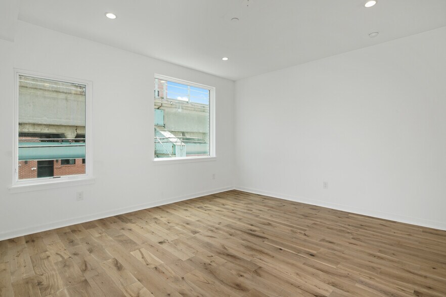 More Photos Of 1246 N Front St, Philadelphia Office For Sale