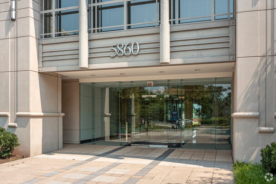 More Photos Of 5870 Trinity Pky, Centreville Unknown For Lease