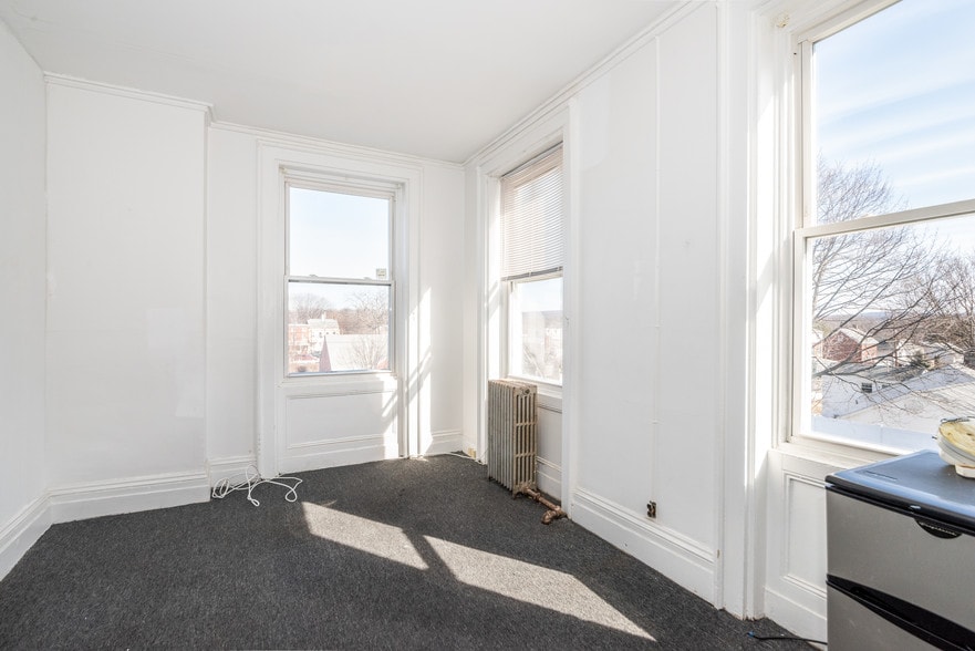 More Photos Of 97 Broadway, Verplanck Funeral Home For Lease