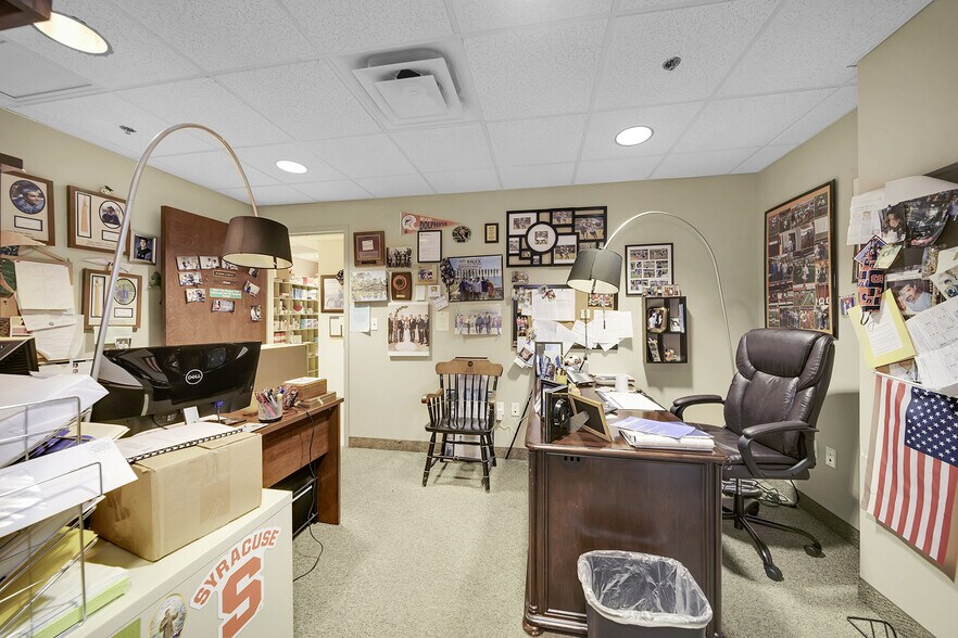 More Photos Of 350 N Pine Island Rd, Plantation Medical For Lease