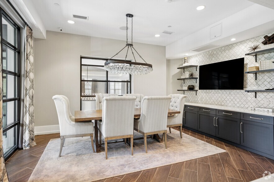 More Photos Of 7420 N Rea Park Ln, Charlotte Apartments For Lease