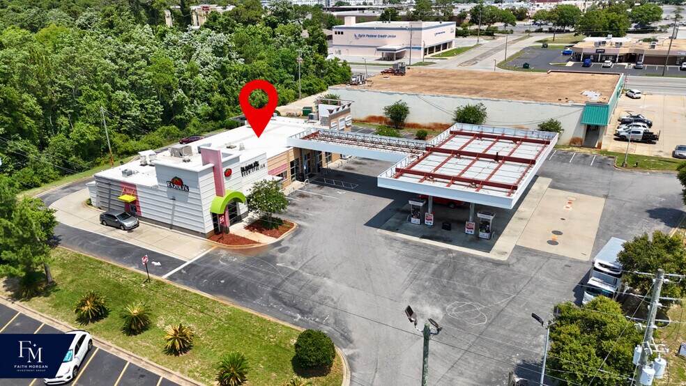More Photos Of 180 Mary Esther Blvd, Mary Esther Service Station For Sale