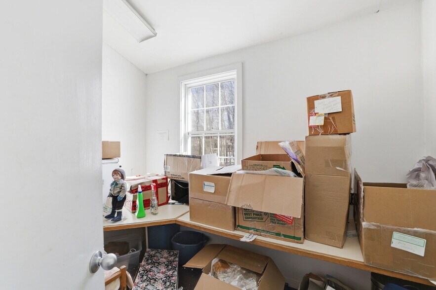 More Photos Of 785 Bedford St, Whitman Freestanding For Sale