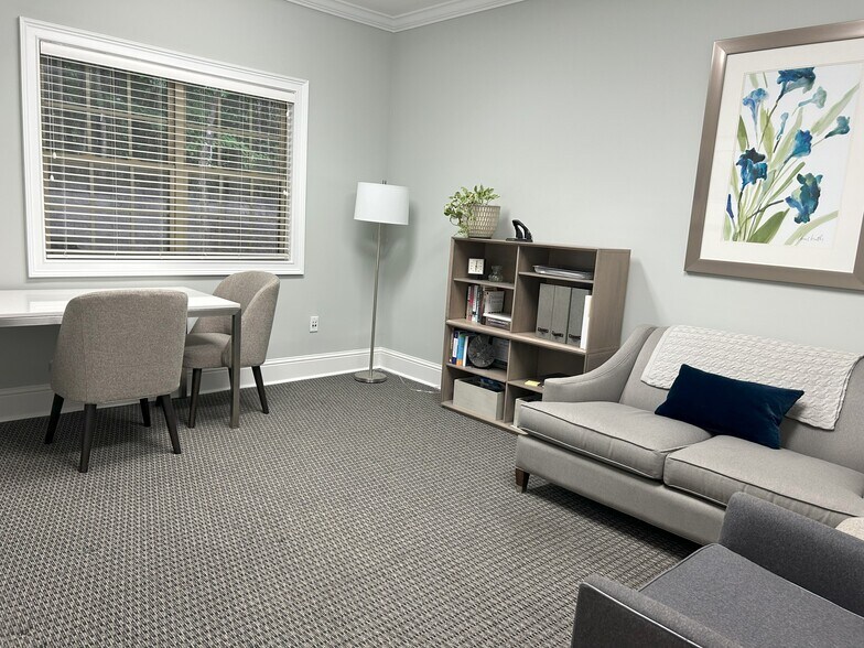 More Photos Of 11805 Northfall Ln, Alpharetta Medical For Lease