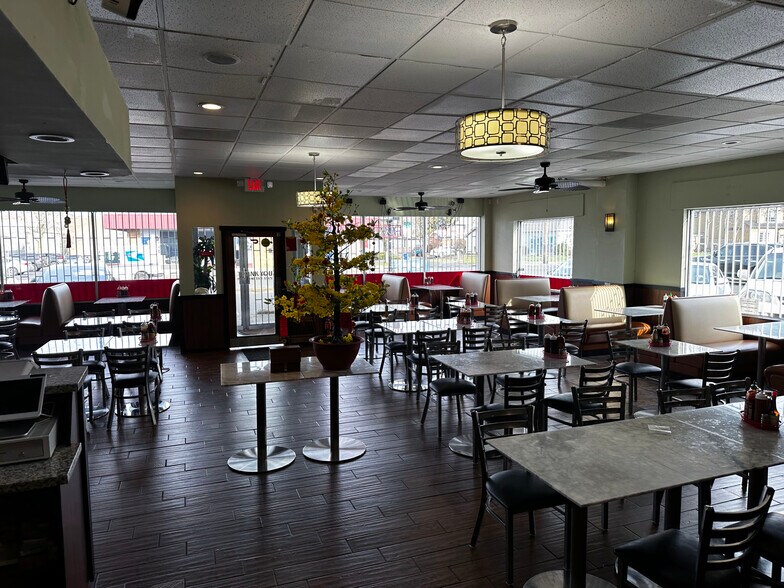 More Photos Of 7320-7330 NE Fremont St, Portland Freestanding For Sale