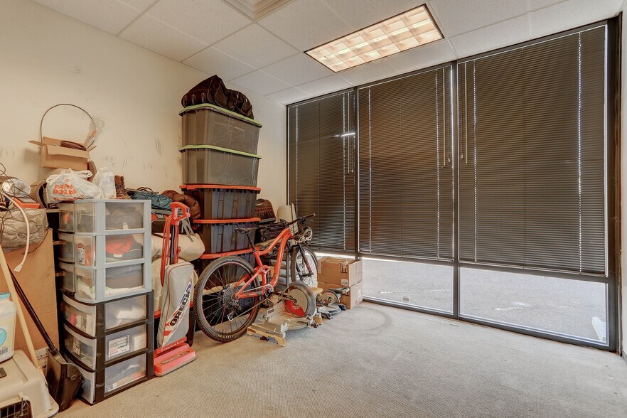 More Photos Of 920 W Mississippi Ave, Denver Warehouse For Sale