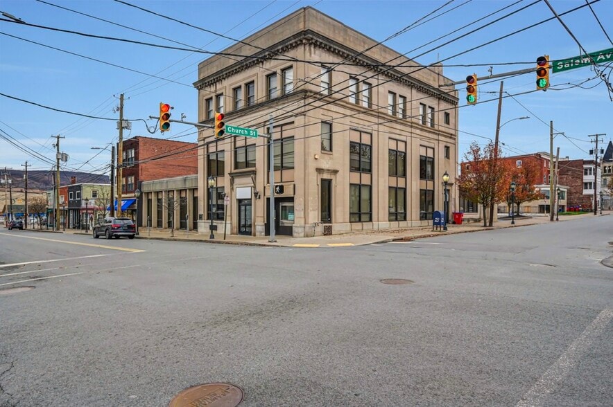 More Photos Of 67 Salem Ave, Carbondale Storefront Retail Office For Sale
