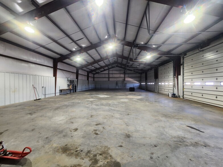 More Photos Of 840 Olds dr, Douglas Industrial For Sale
