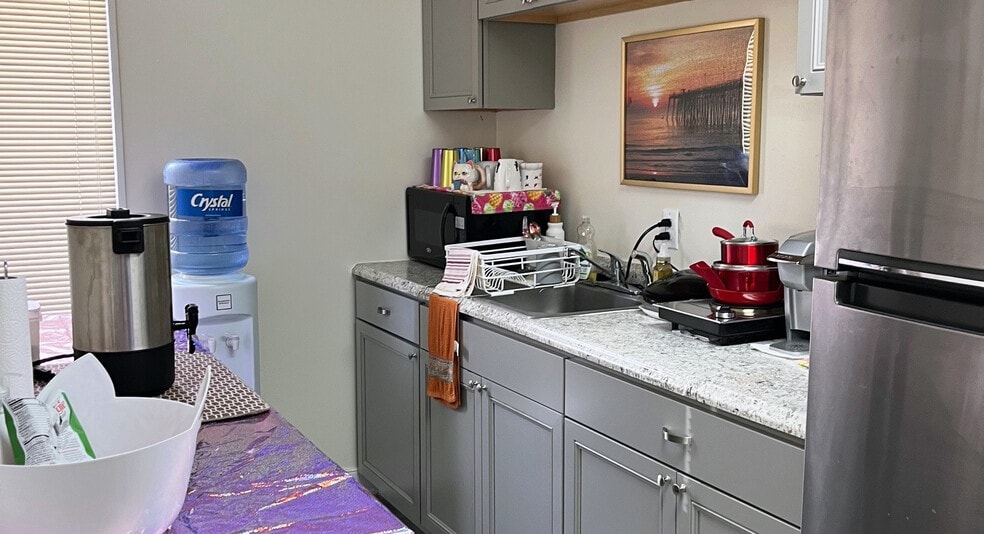 More Photos Of 7834 Forest Hill Ave, Richmond Medical For Sale