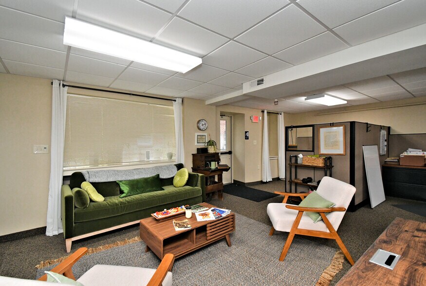 More Photos Of 206 N Main St, Souderton Freestanding For Sale