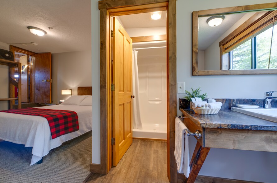 More Photos Of 440 W Alta Ski Hill Rd, Alta Hotel For Sale