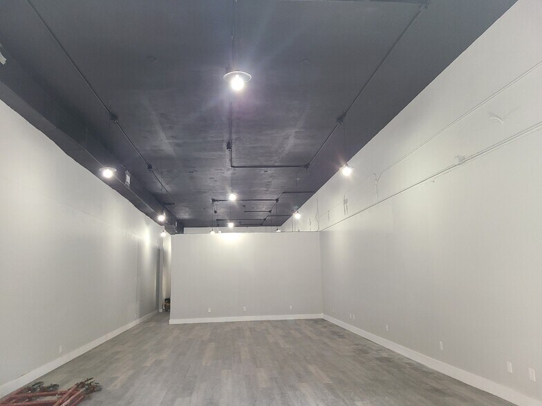 More Photos Of 321 Datura St, West Palm Beach Office For Lease