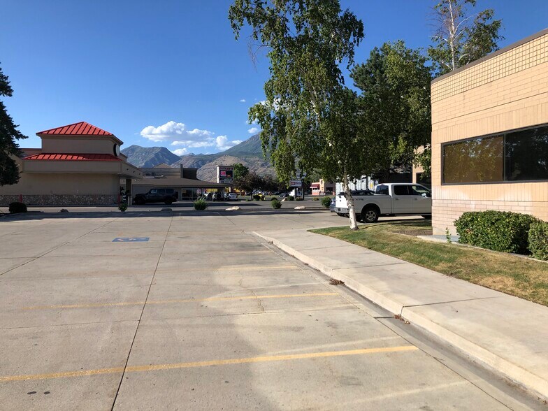 More Photos Of 201-225 N State St, Orem Medical For Lease
