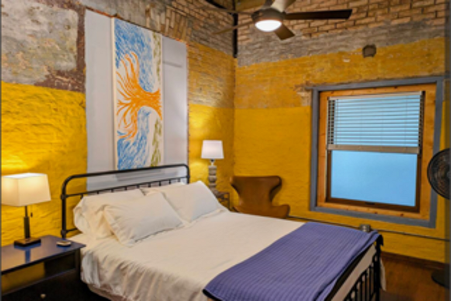 More Photos Of 828 E 15th St, Brownsville Office For Sale