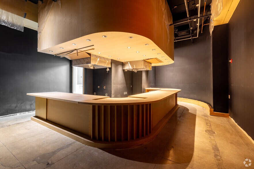 More Photos Of 111 John St, New York Office For Lease