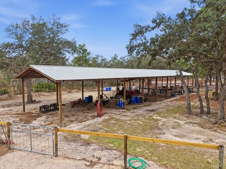 More Photos Of 12124 Squeeze Ave, Brooksville Land For Sale