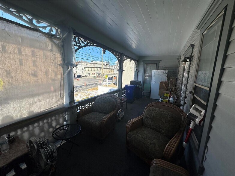 More Photos Of 7 Lehigh St, Catasauqua Restaurant For Sale