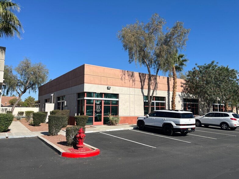 More Photos Of 375 N Stephanie St, Henderson Medical For Lease